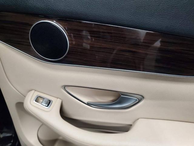 Photo of 2016 Black Mercedes-Benz GLC 300