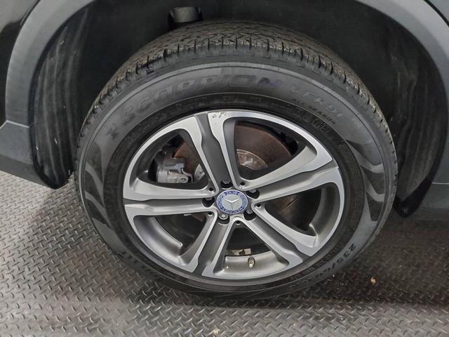 Photo of 2016 Black Mercedes-Benz GLC 300