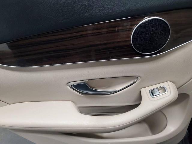 Photo of 2016 Black Mercedes-Benz GLC 300