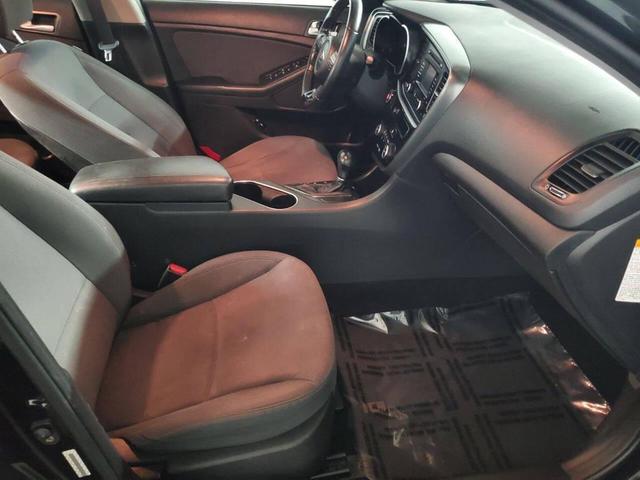 Photo of 2015 Aurora Black Pearl Kia Optima Hybrid