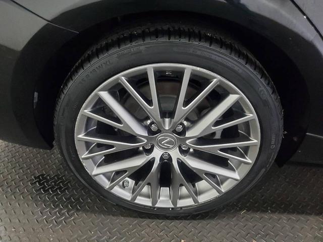 Photo of 2014 Obsidian Lexus IS 250