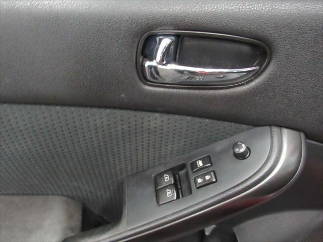 Photo of 2011 Red Alert Nissan Altima