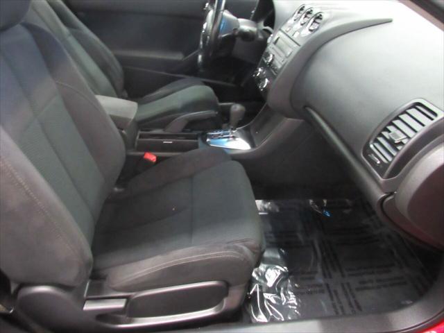 Photo of 2011 Red Alert Nissan Altima