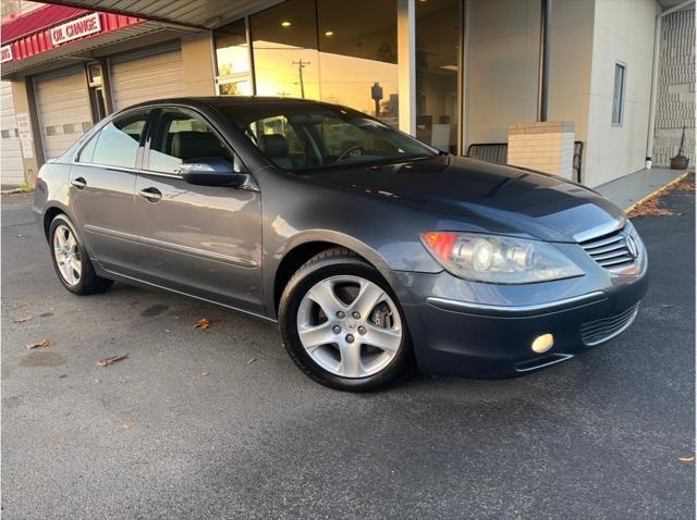 2005 Acura RL