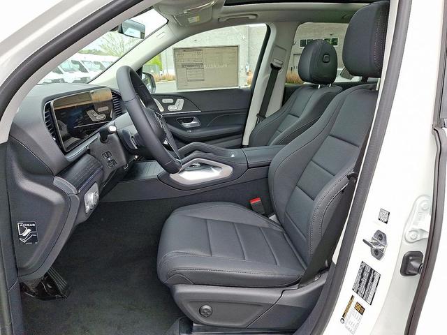 Photo of 2025 Polar White Mercedes-Benz GLE 350
