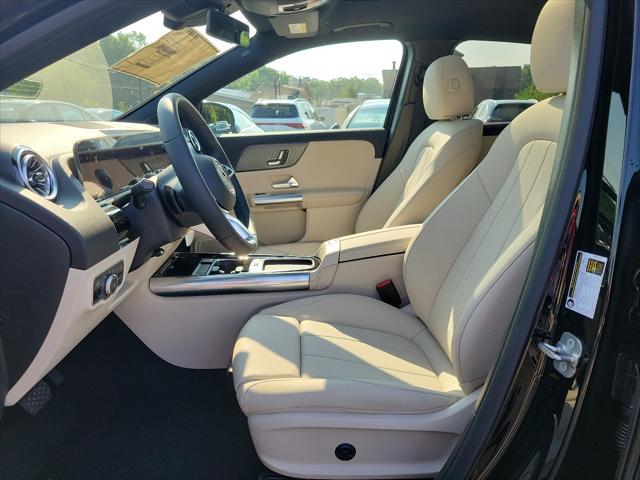 Photo of 2025 Night Black Mercedes-Benz GLA 250