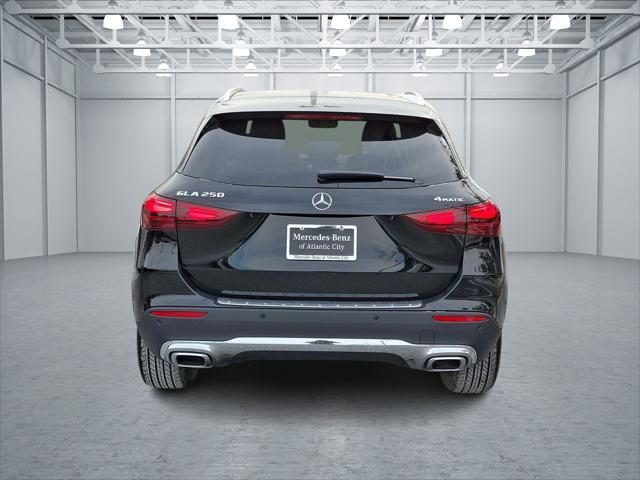 Photo of 2025 Night Black Mercedes-Benz GLA 250