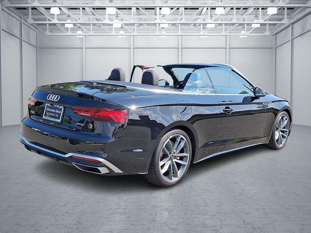 Photo of 2024 Mythos Black Metallic/Black Roof Audi A5