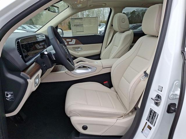 Photo of 2025 Polar White Mercedes-Benz GLE 350