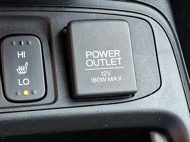 Photo of 2015 Alabaster Silver Metallic Honda CR-V