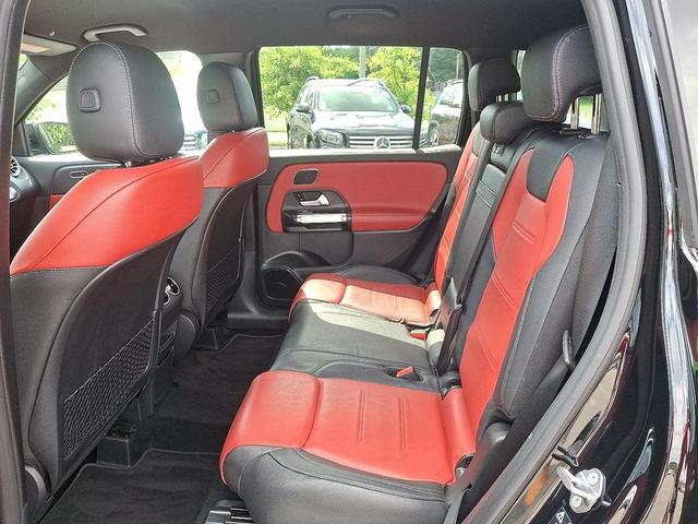 Photo of 2021 Night Black Mercedes-Benz GLB 250