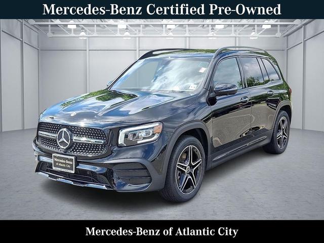 Photo of 2021 Night Black Mercedes-Benz GLB 250
