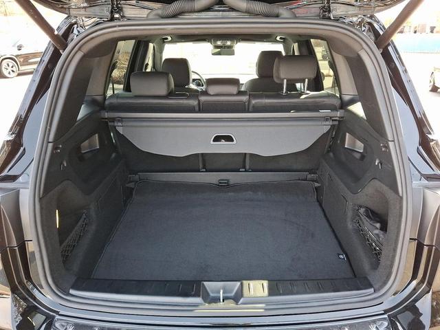 Photo of 2024 Night Black Mercedes-Benz GLB 250