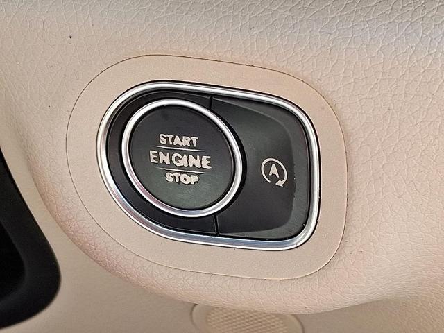 Photo of 2020 Polar White - 149 Mercedes-Benz GLE 350