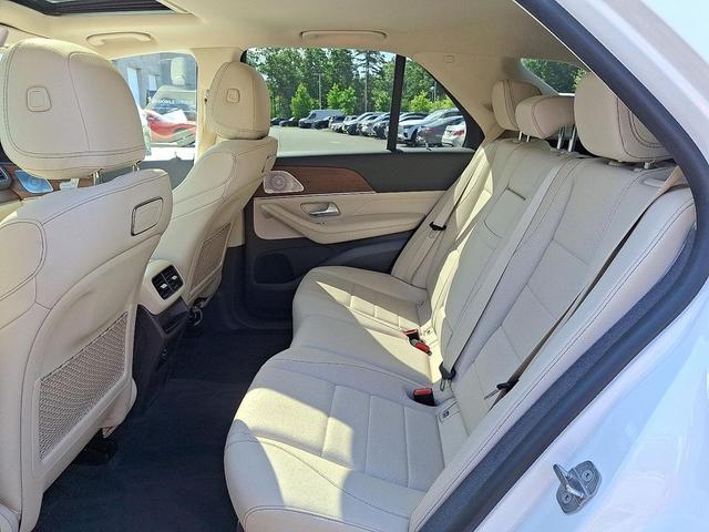 Photo of 2020 Polar White - 149 Mercedes-Benz GLE 350