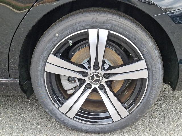 Photo of 2025 Black Mercedes-Benz C-Class