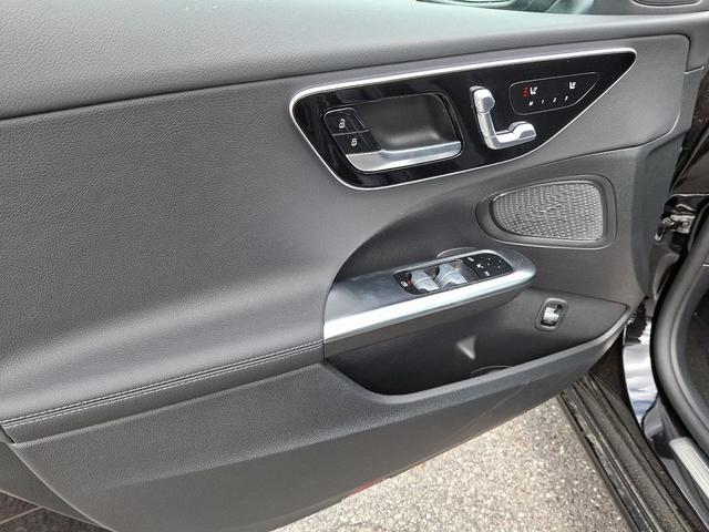 Photo of 2025 Black Mercedes-Benz C-Class