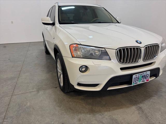 Photo of 2014 Alpine White BMW X3