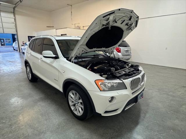 Photo of 2014 Alpine White BMW X3