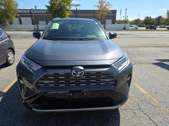 Photo of 2020 Magnetic Gray Metallic w/Midnight Black Roof Toyota RAV4 Hybrid