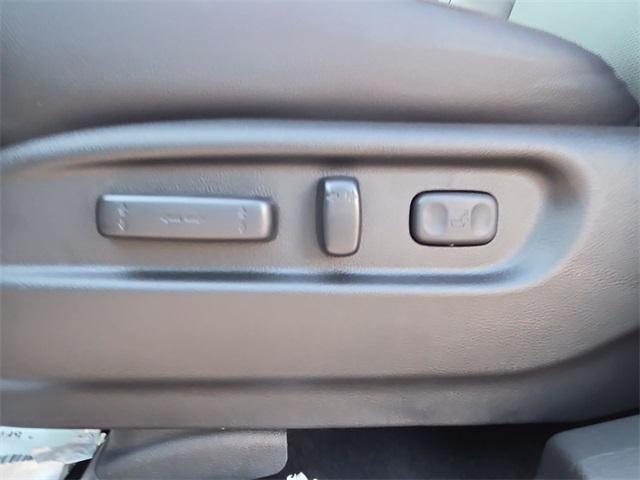 Photo of 2025 Platinum White Pearl Honda Ridgeline
