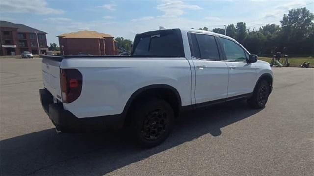 Photo of 2025 Platinum White Pearl Honda Ridgeline