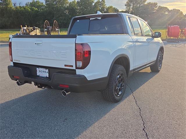 Photo of 2025 Platinum White Pearl Honda Ridgeline