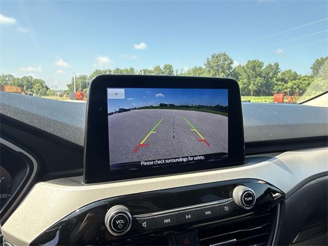 Photo of 2020 Magnetic Ford Escape