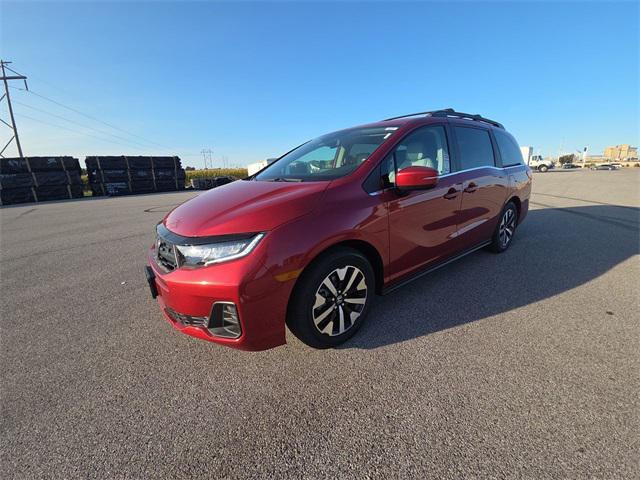 Photo of 2026 Radiant Red Metallic II Honda Odyssey
