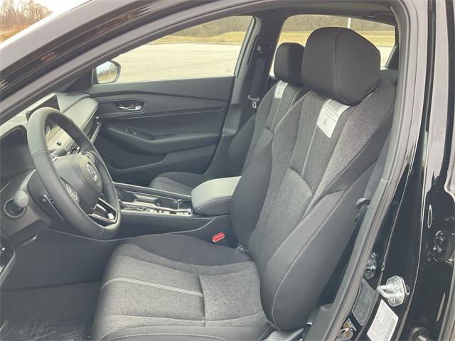 Photo of 2025 Crystal Black Pearl Honda Accord Hybrid