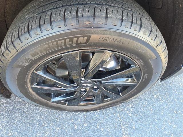 Photo of 2024 Lakeshore Blue Metallic Chevrolet Equinox