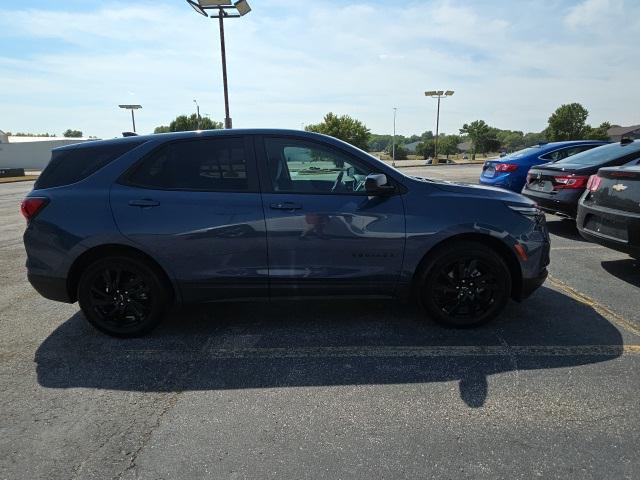 Photo of 2024 Lakeshore Blue Metallic Chevrolet Equinox