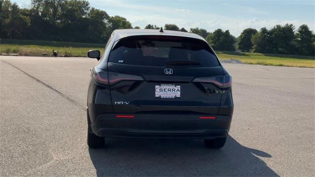 Photo of 2026 Crystal Black Pearl Honda HR-V
