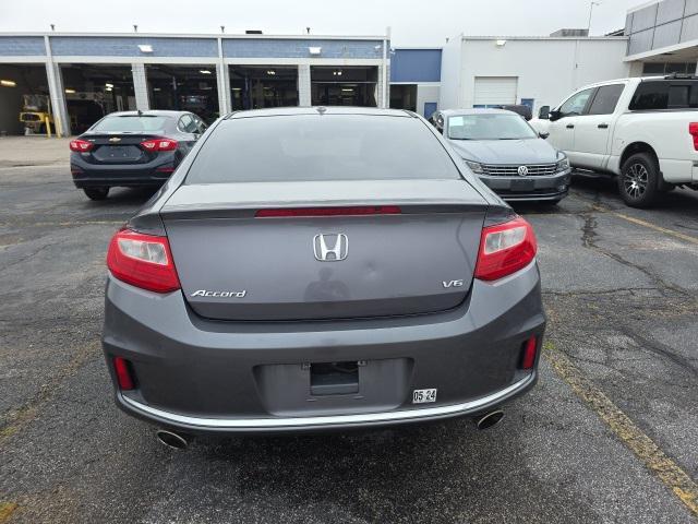 Photo of 2015 Modern Steel Metallic Honda Accord