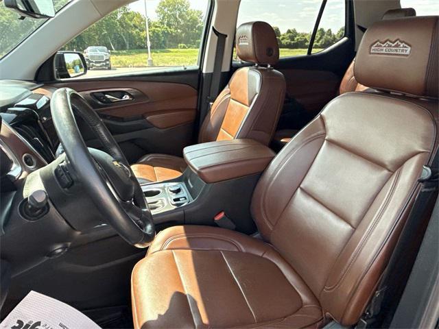 Photo of 2018 Mosaic Black Metallic Chevrolet Traverse