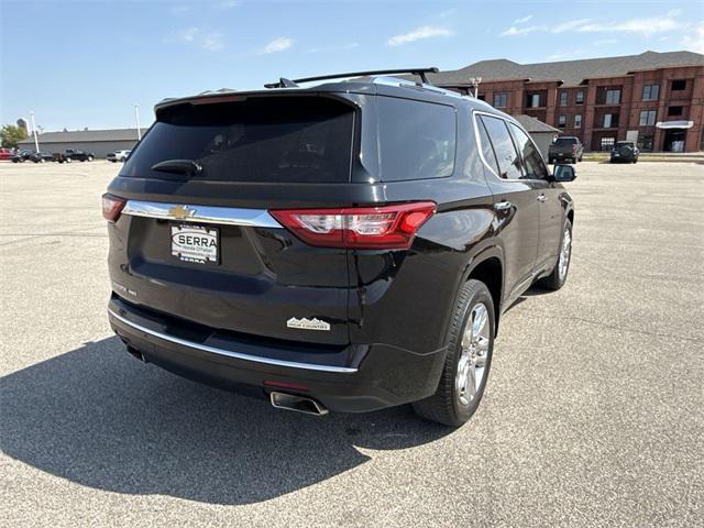 Photo of 2018 Mosaic Black Metallic Chevrolet Traverse