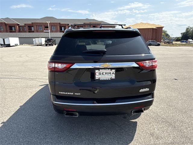 Photo of 2018 Mosaic Black Metallic Chevrolet Traverse