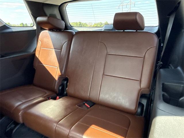 Photo of 2018 Mosaic Black Metallic Chevrolet Traverse
