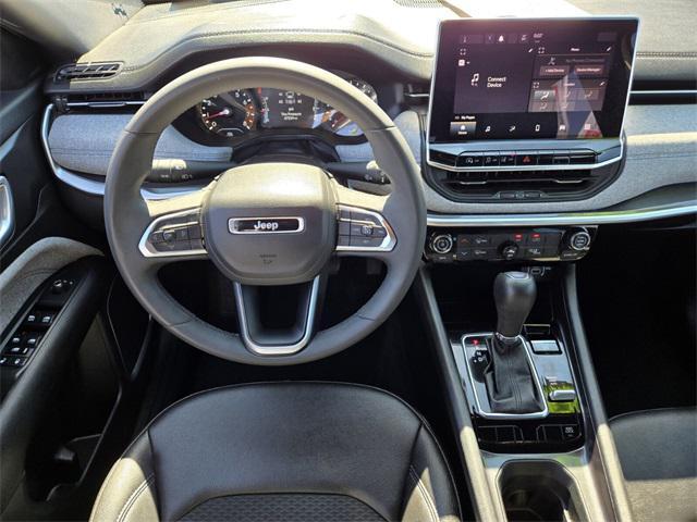 Photo of 2024 Bright White Clearcoat Jeep Compass