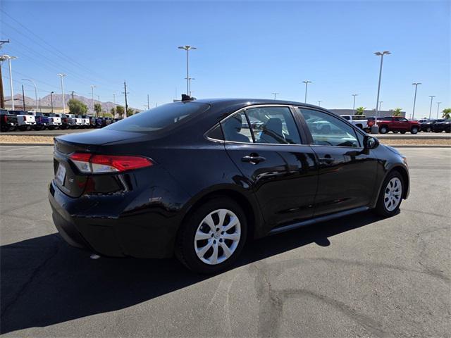 Photo of 2024 Midnight Black Metallic Toyota Corolla
