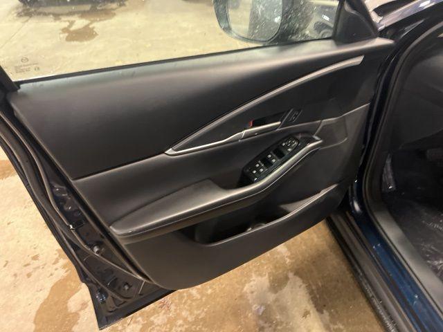 Photo of 2025 Deep Crystal Blue Mica Mazda CX-30
