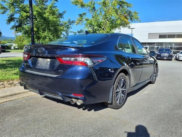 Photo of 2021 Blue Toyota Camry
