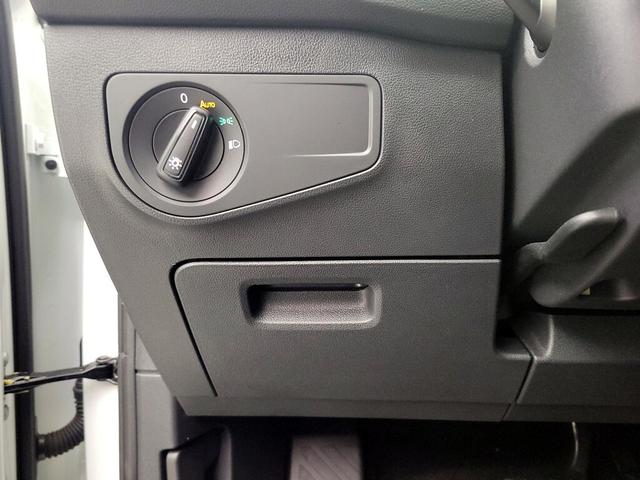 Photo of 2024 White Volkswagen Tiguan