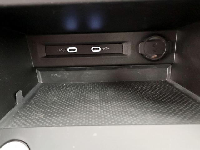 Photo of 2022 Gray Volkswagen Taos