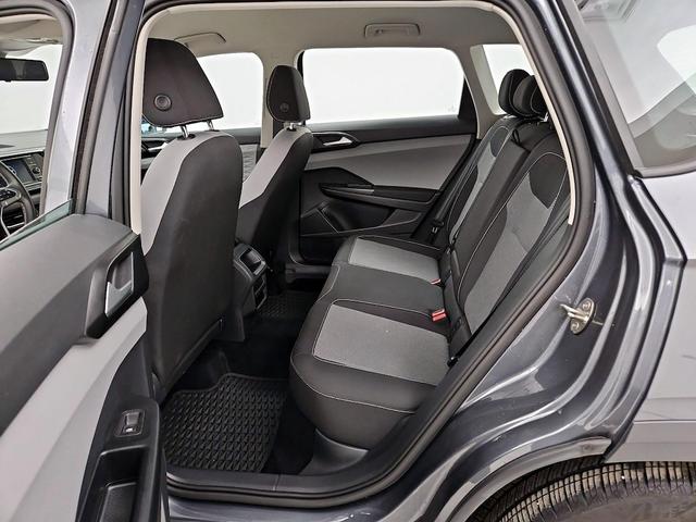 Photo of 2022 Gray Volkswagen Taos