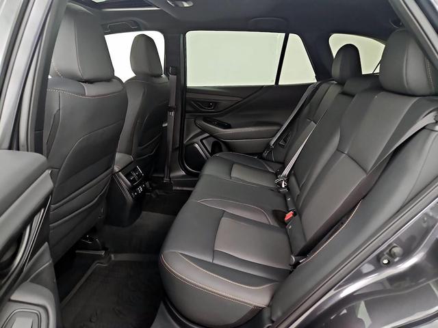 Photo of 2023 Gray Subaru Outback