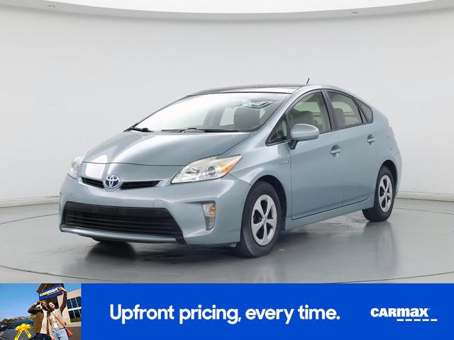 Photo of 2015 Green Toyota Prius
