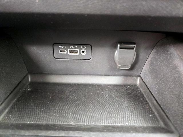 Photo of 2020 Blue Nissan Altima