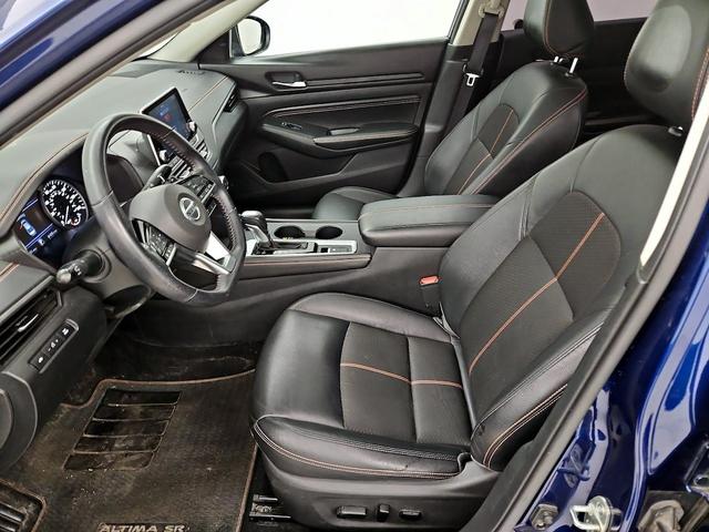 Photo of 2020 Blue Nissan Altima