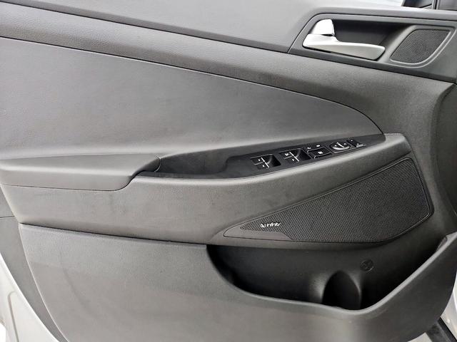 Photo of 2021 Silver Hyundai TUCSON